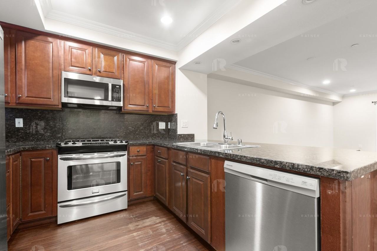 (AN/TI/YO:A) 5056 Laurel Canyon Blvd - Photo 4 of 27