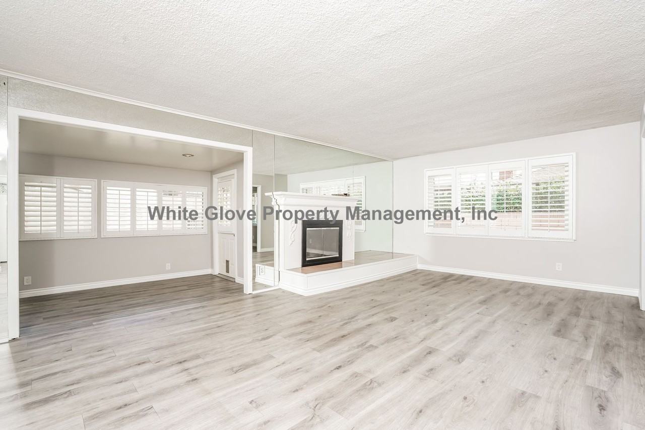 2623 Balfour Ave - Photo 3 of 32