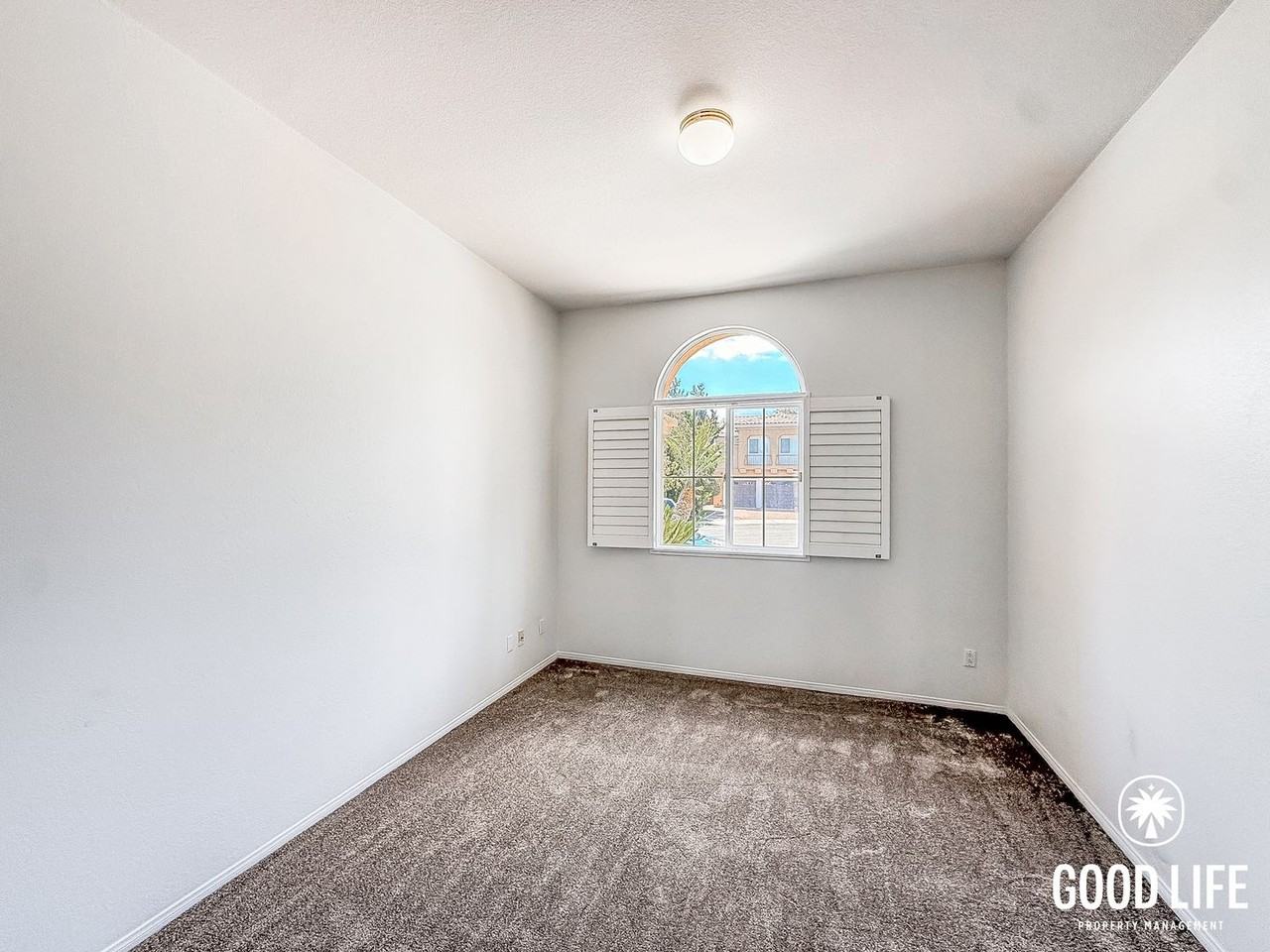 5254 Southhampton Cv - Photo 3 of 25