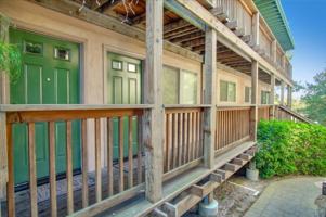 featured image of 985 30th Ave