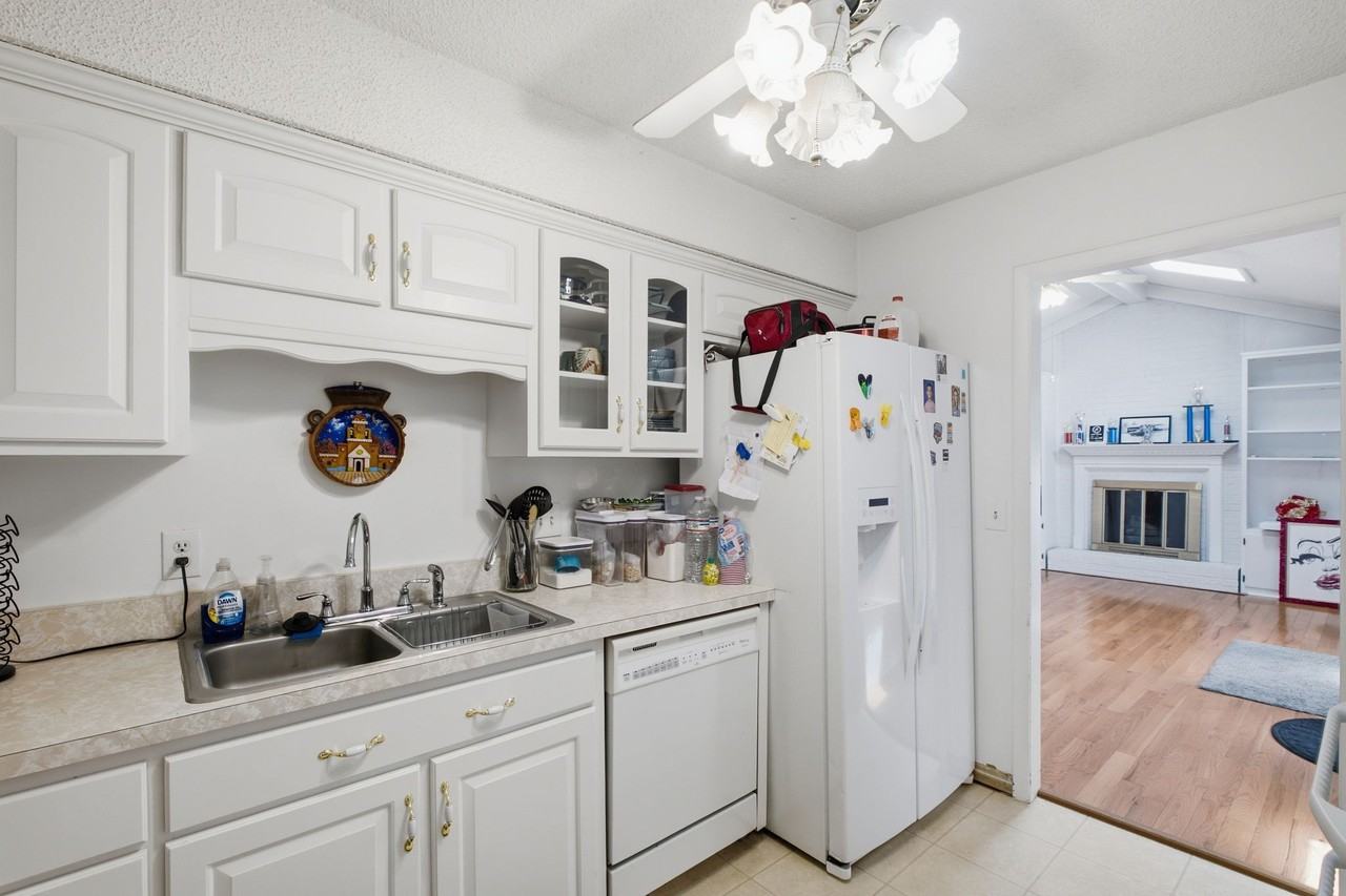4812 Sierra Dr #1 - Photo 7 of 17