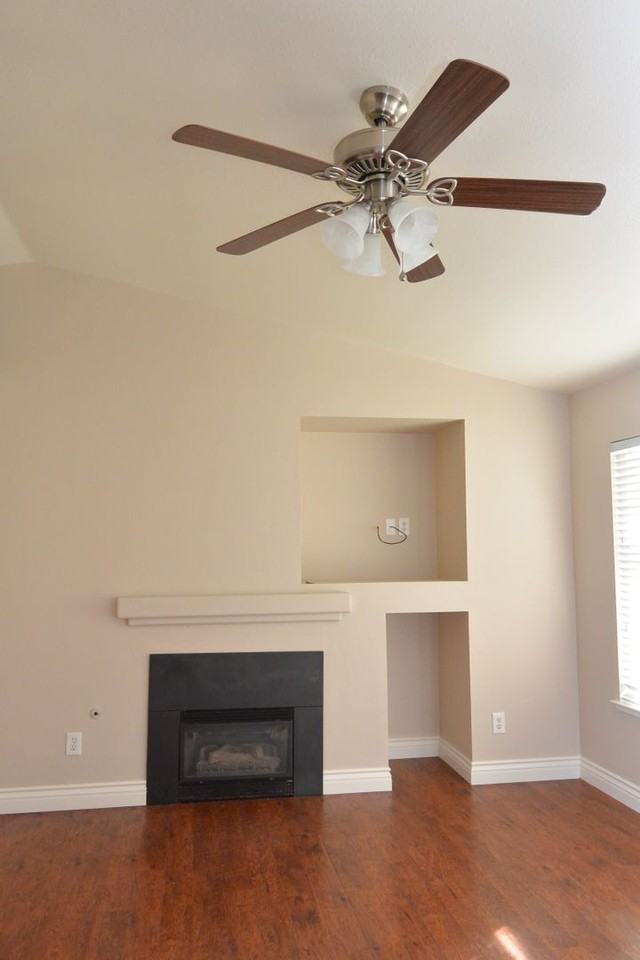 1420 S Arroyo St - Photo 2 of 13
