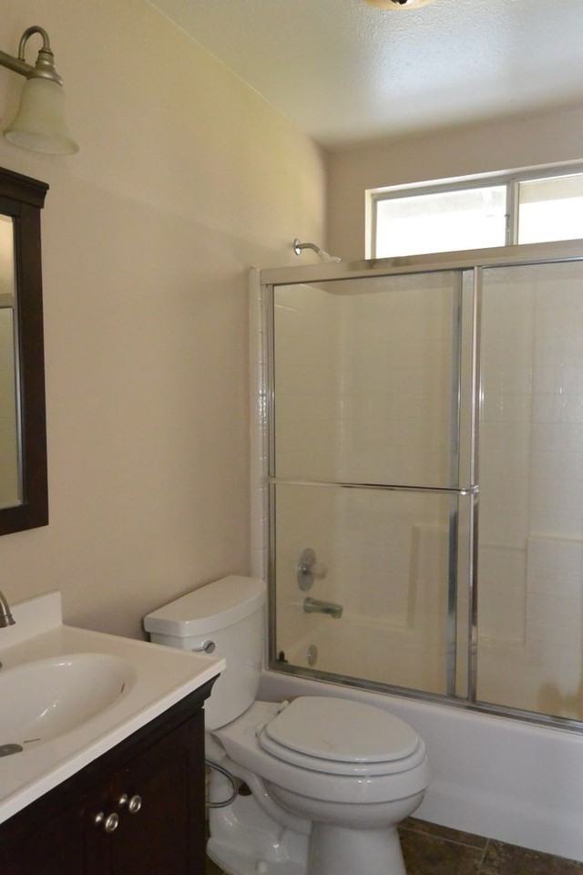 1420 S Arroyo St - Photo 5 of 13
