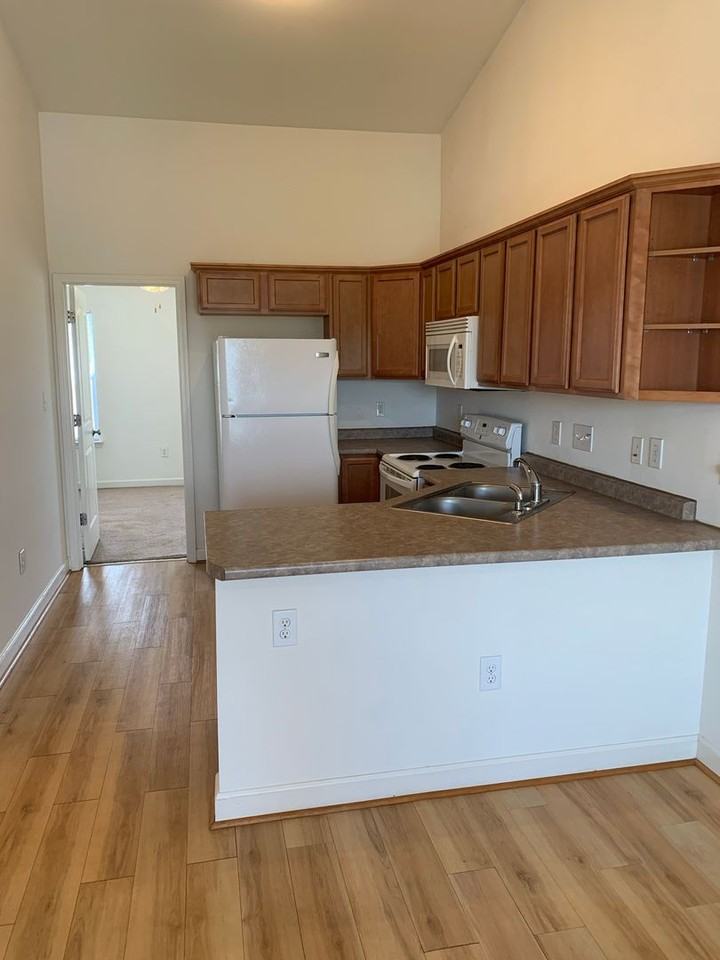 914 Brawley School Rd Unit A - Photo 5 of 17