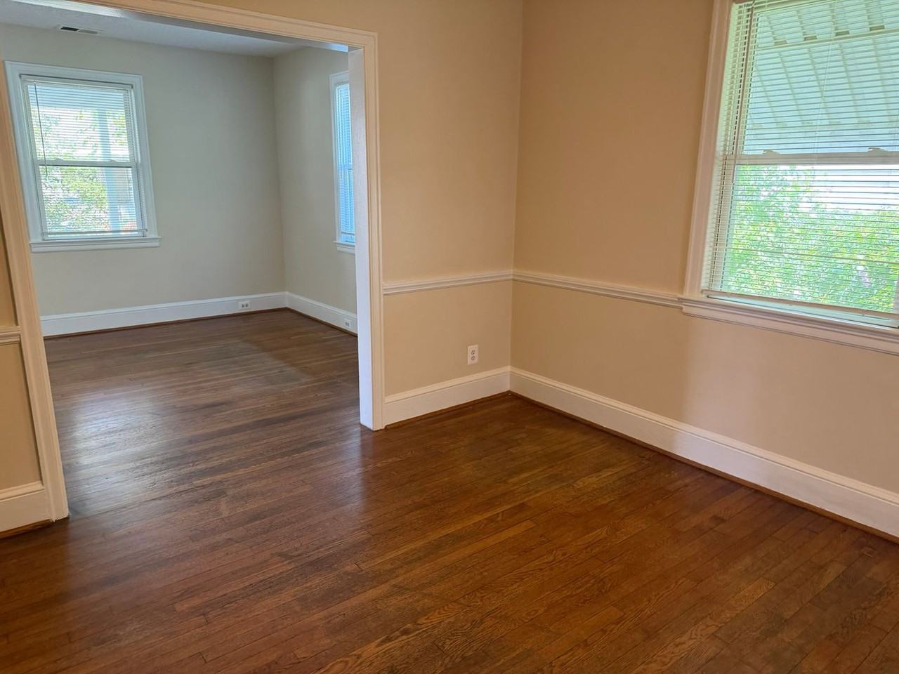 3901 Oglethorpe St - Photo 3 of 17