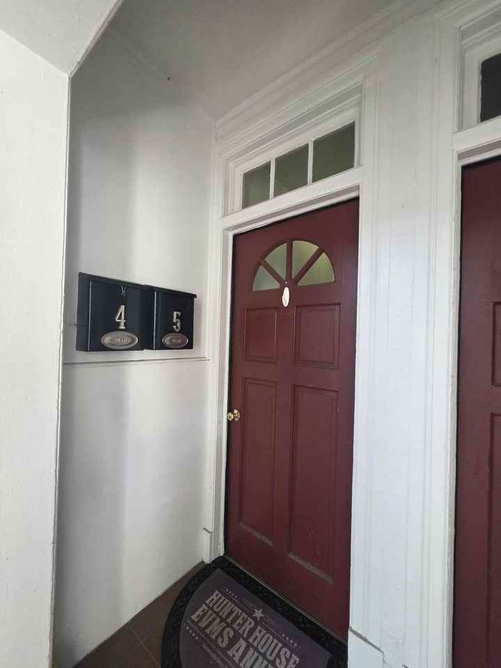 714 Redgate Ave #5 - Photo 3 of 19