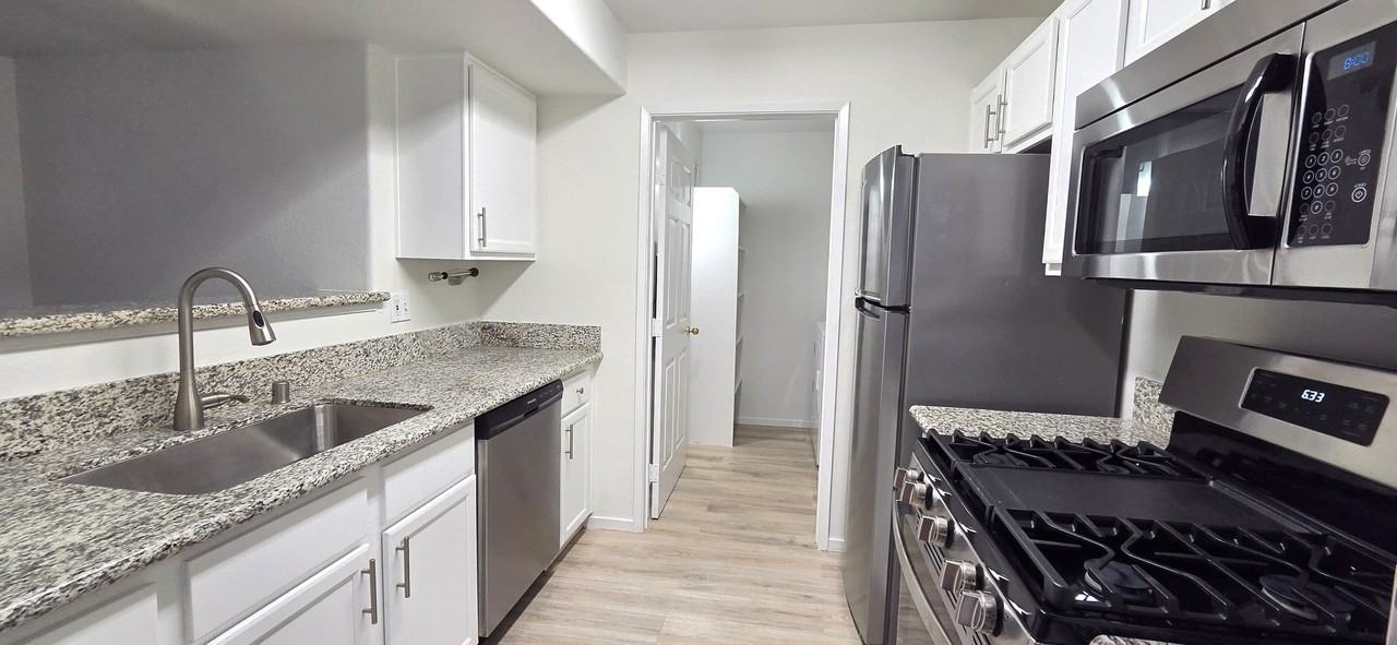 950 Seven Hills Dr #523 - Photo 2 of 34