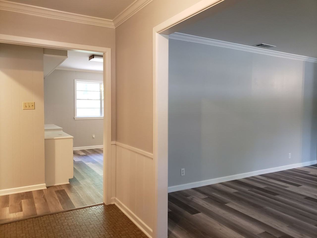 219 Stanford St - Photo 4 of 29