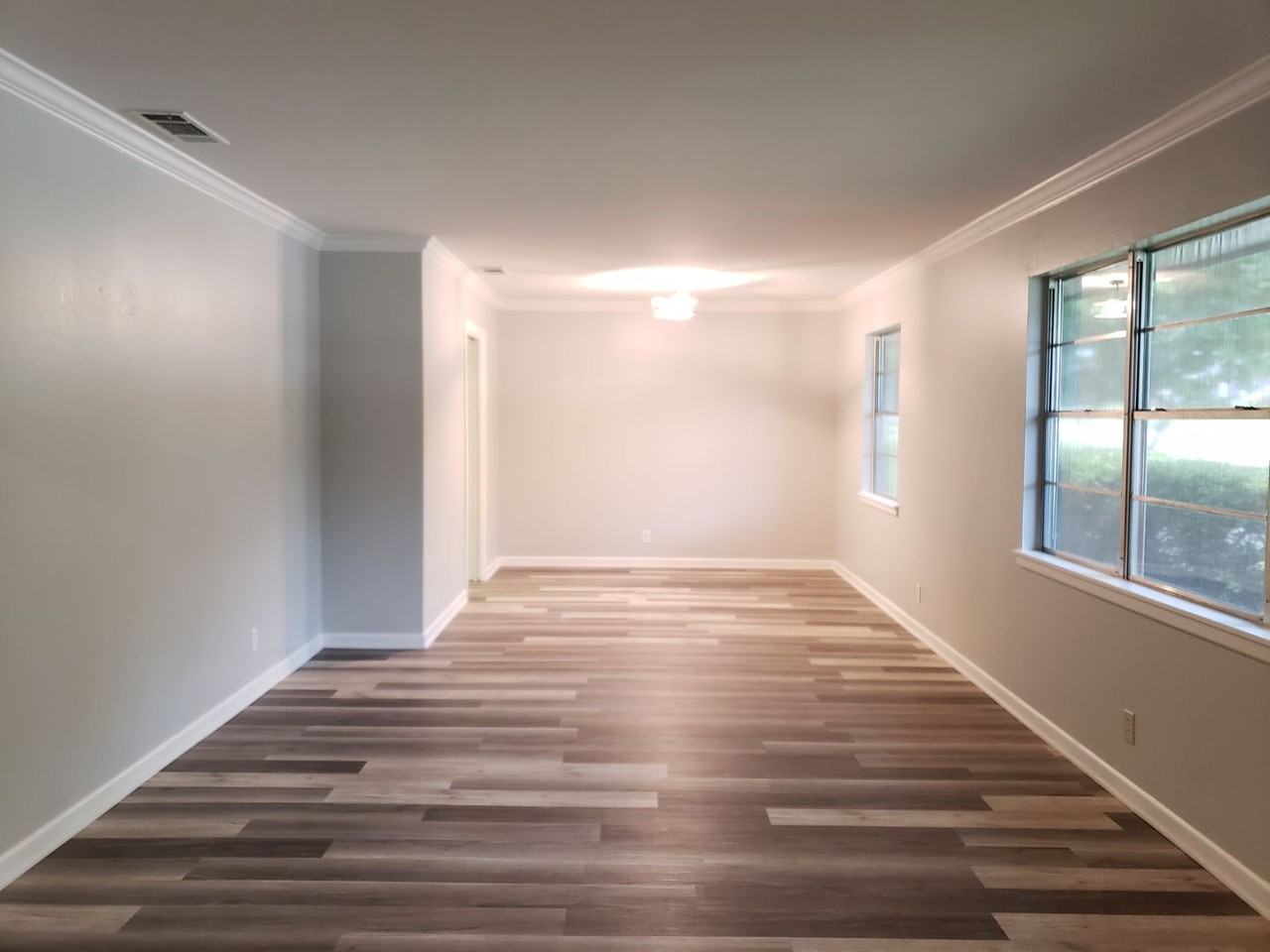 219 Stanford St - Photo 5 of 29