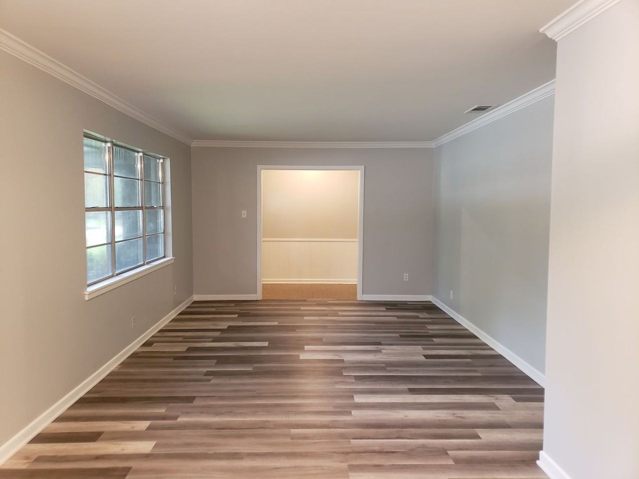 219 Stanford St - Photo 6 of 29