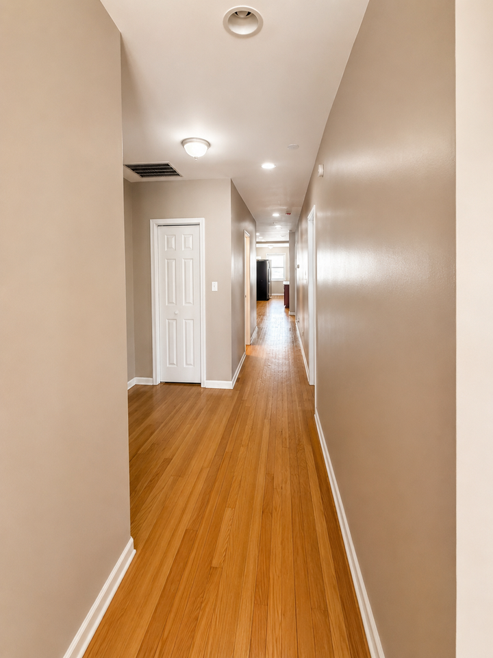 6038 N Claremont Ave - Photo 7 of 19