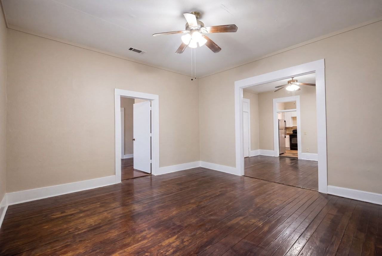 1544 Gilbert Dr - Photo 4 of 20