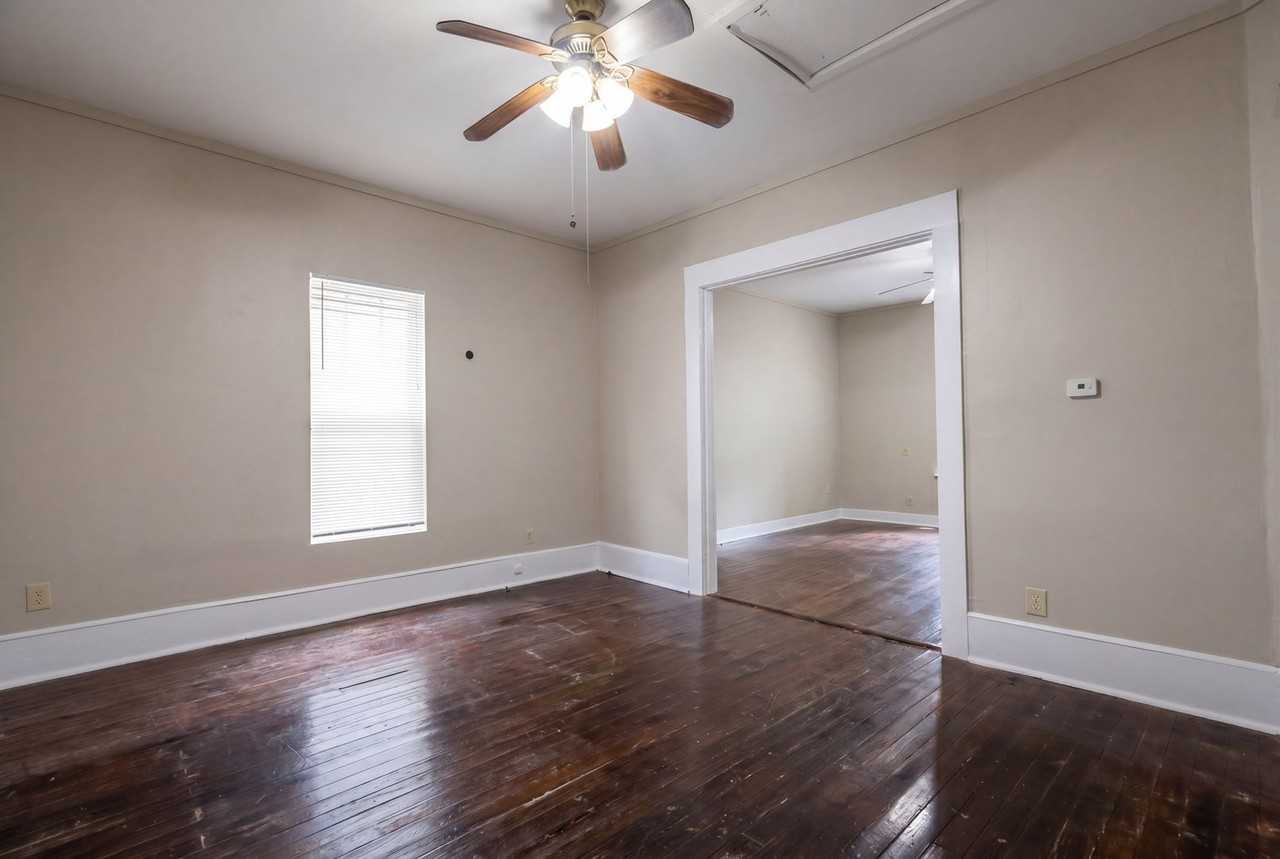1544 Gilbert Dr - Photo 5 of 20
