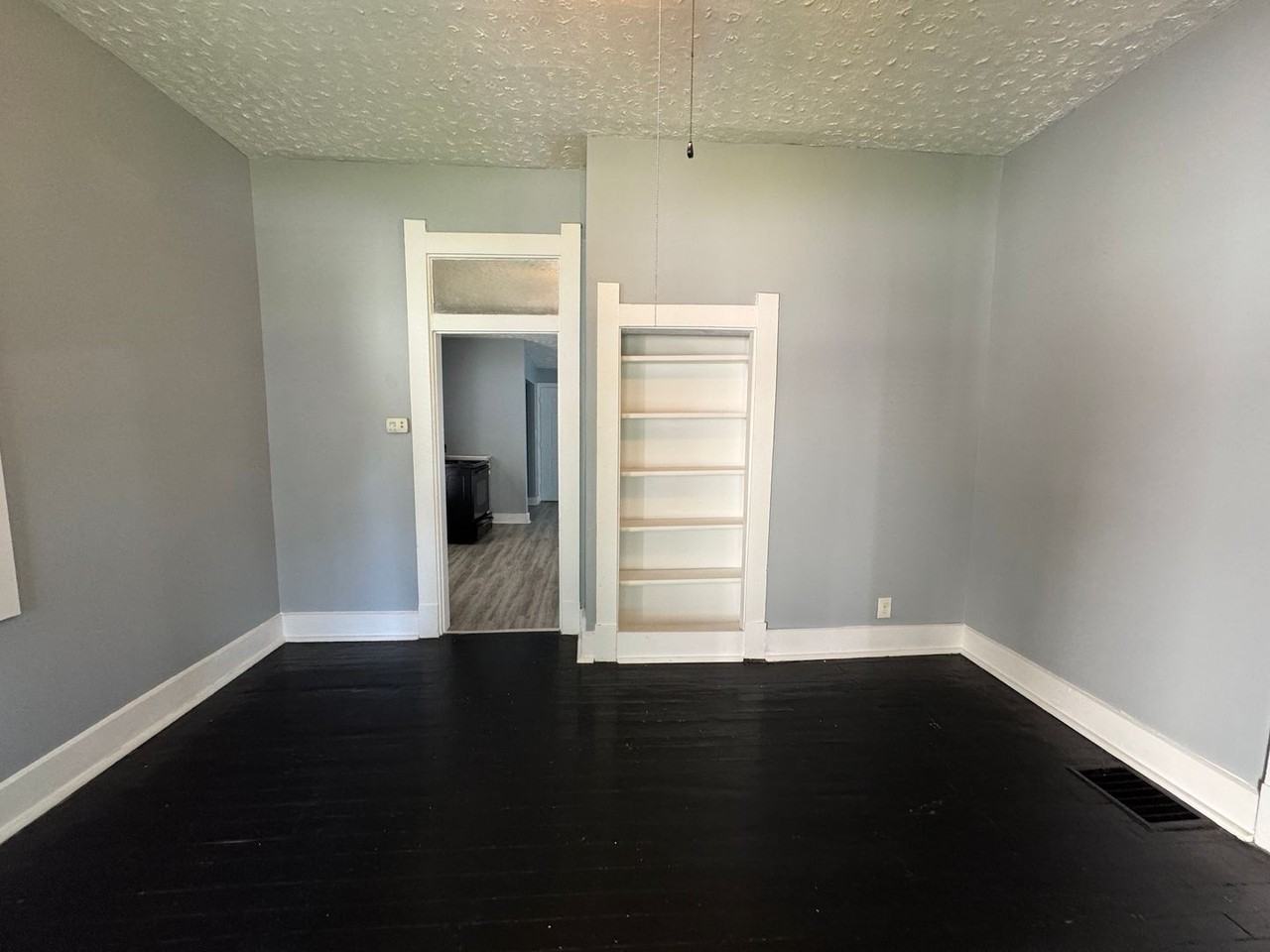 309 Iowa St - Photo 2 of 21