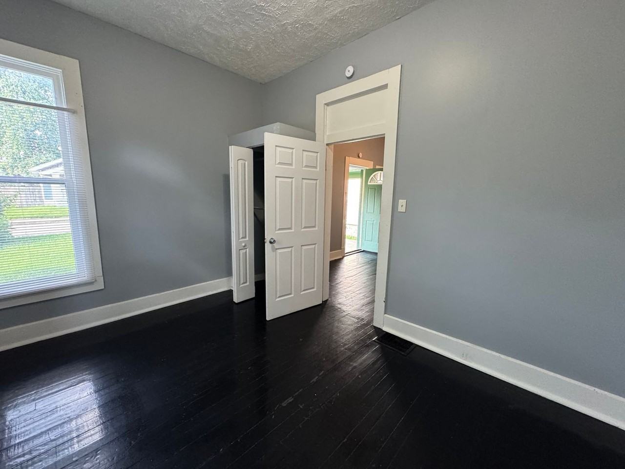 309 Iowa St - Photo 6 of 21