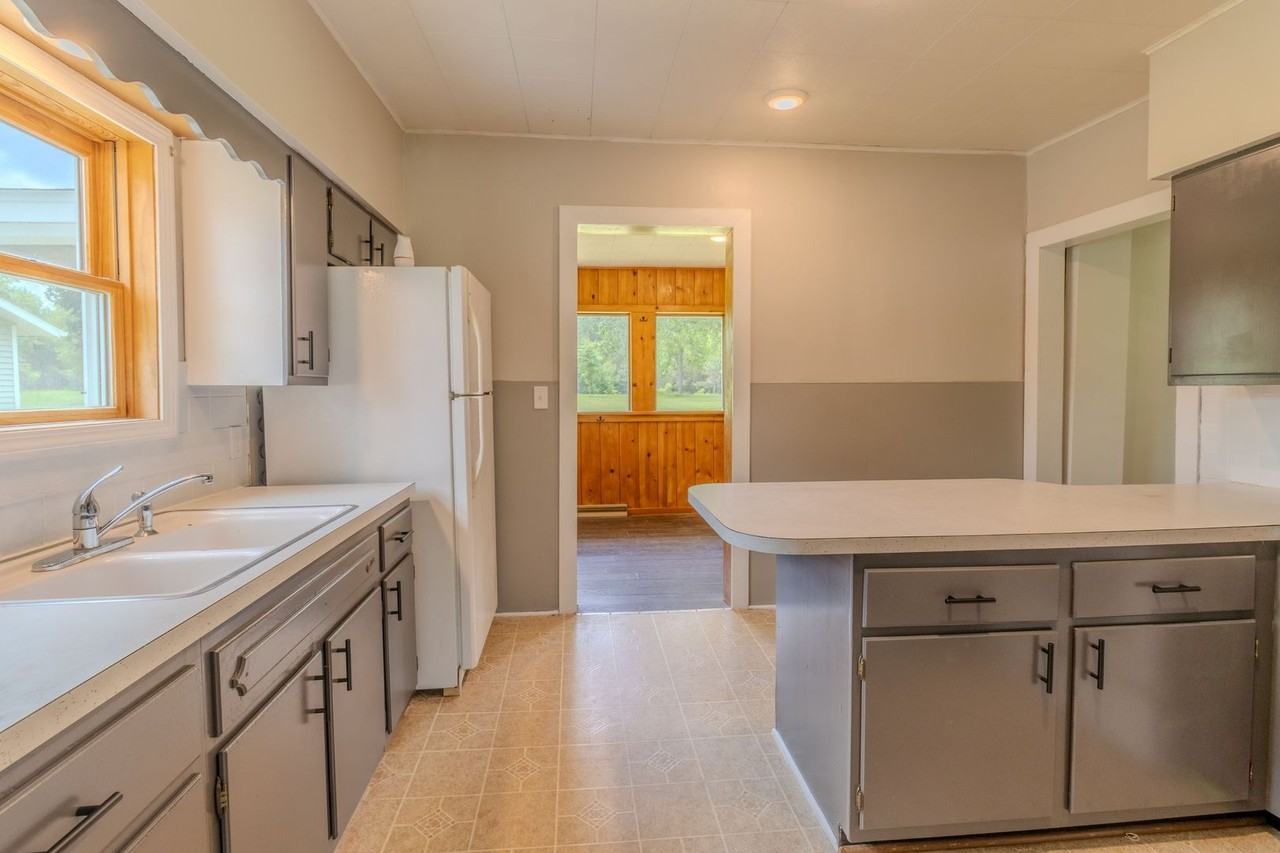 3430 Voice Rd - Photo 7 of 44