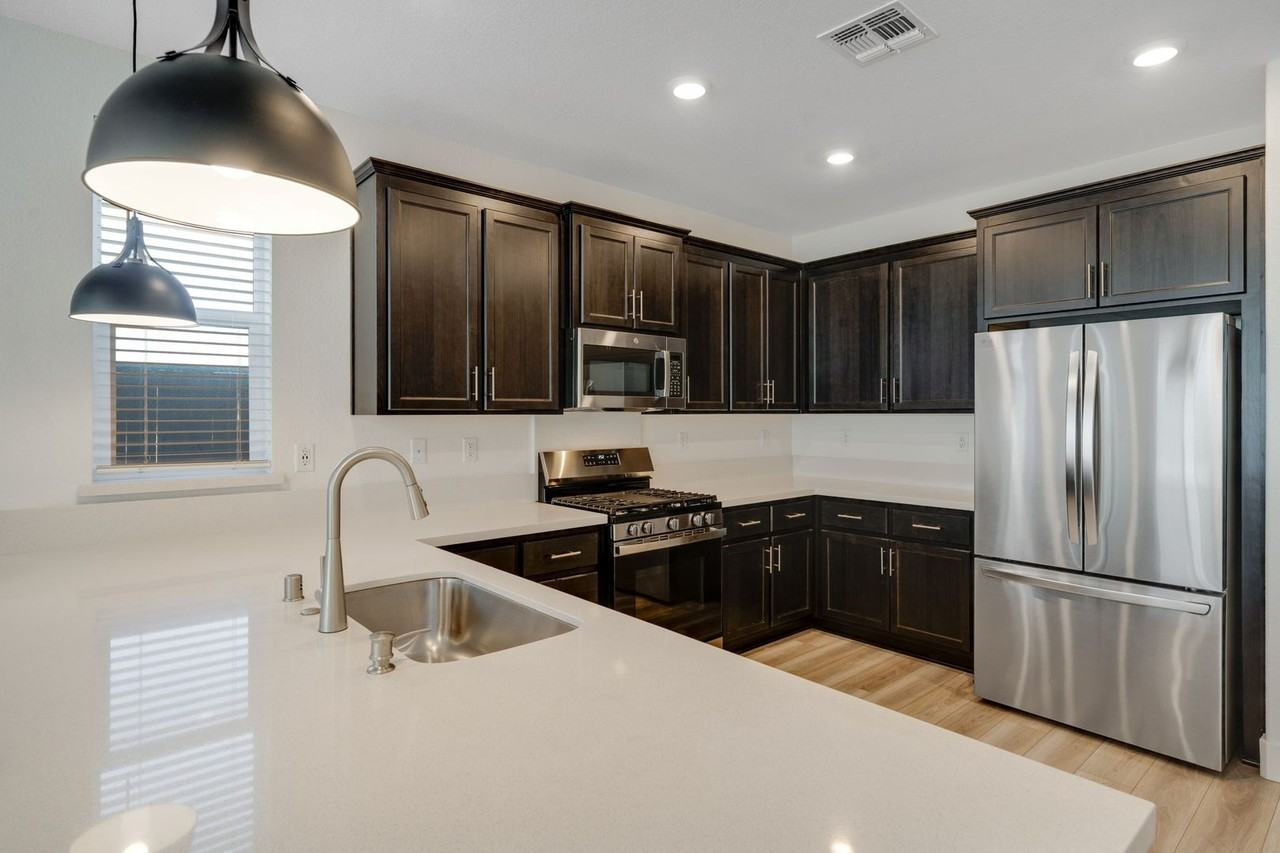 3363 Apollo Ct - Photo 2 of 46