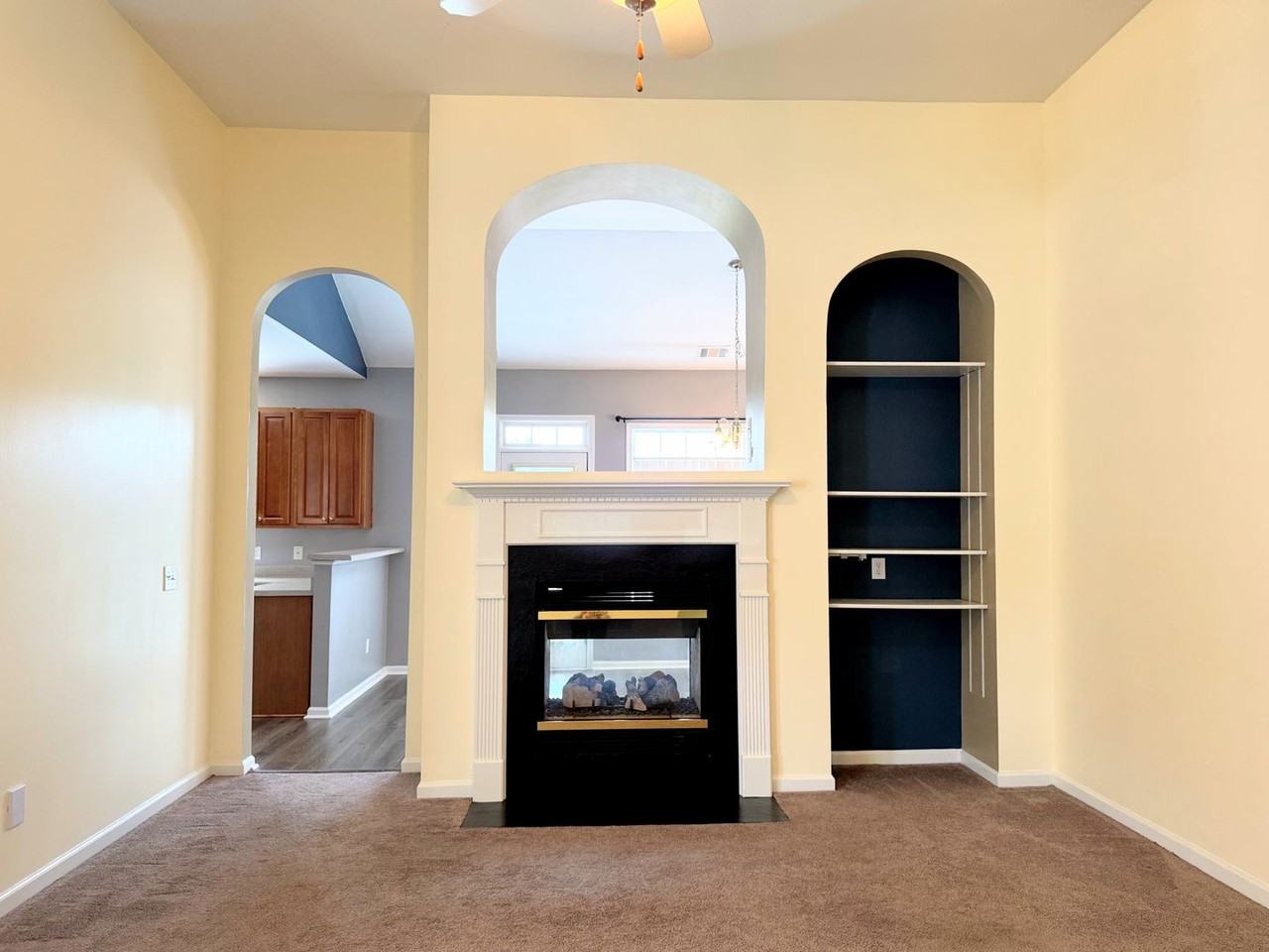 2706 Mariner Way - Photo 3 of 19