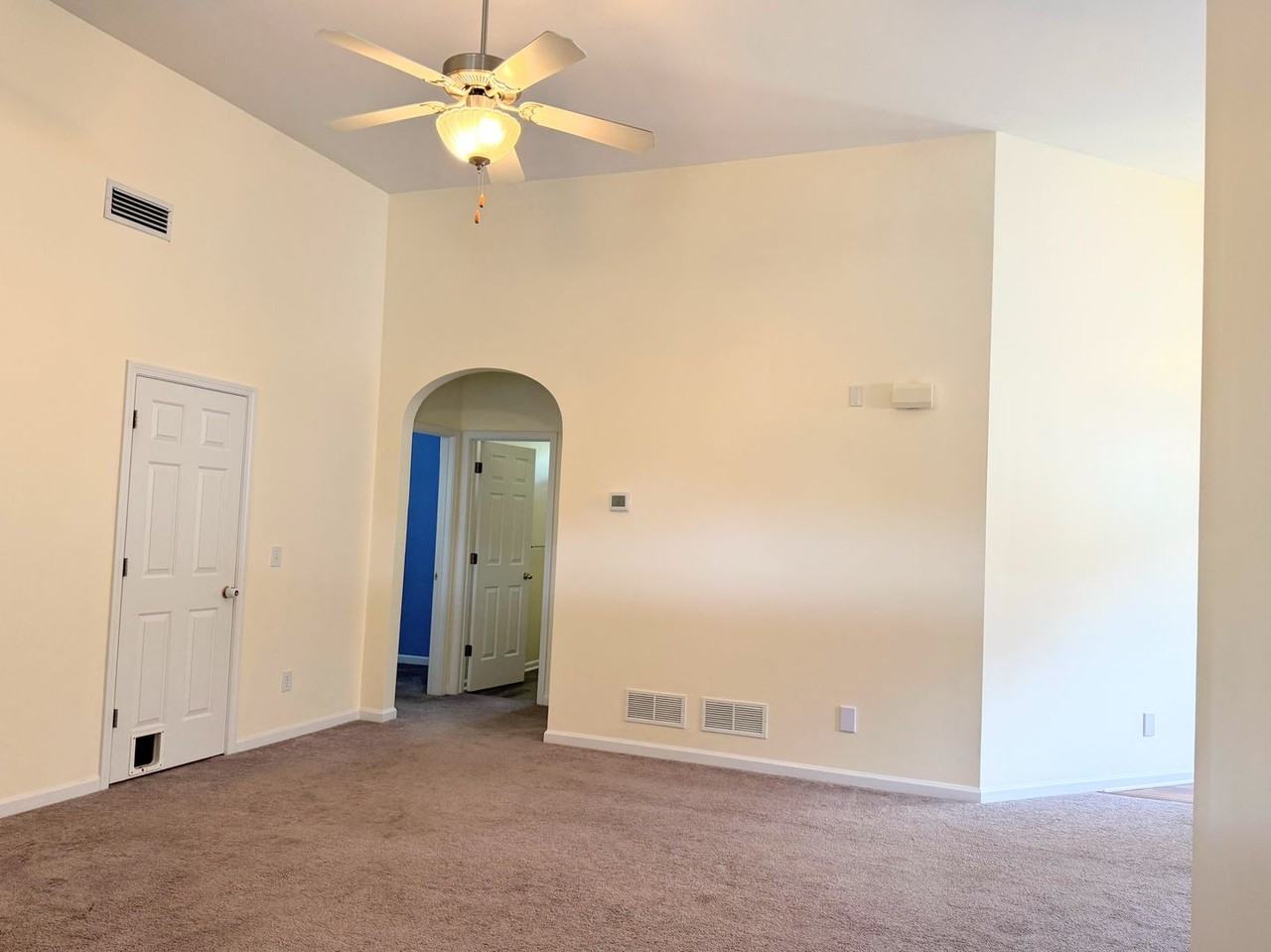 2706 Mariner Way - Photo 4 of 19
