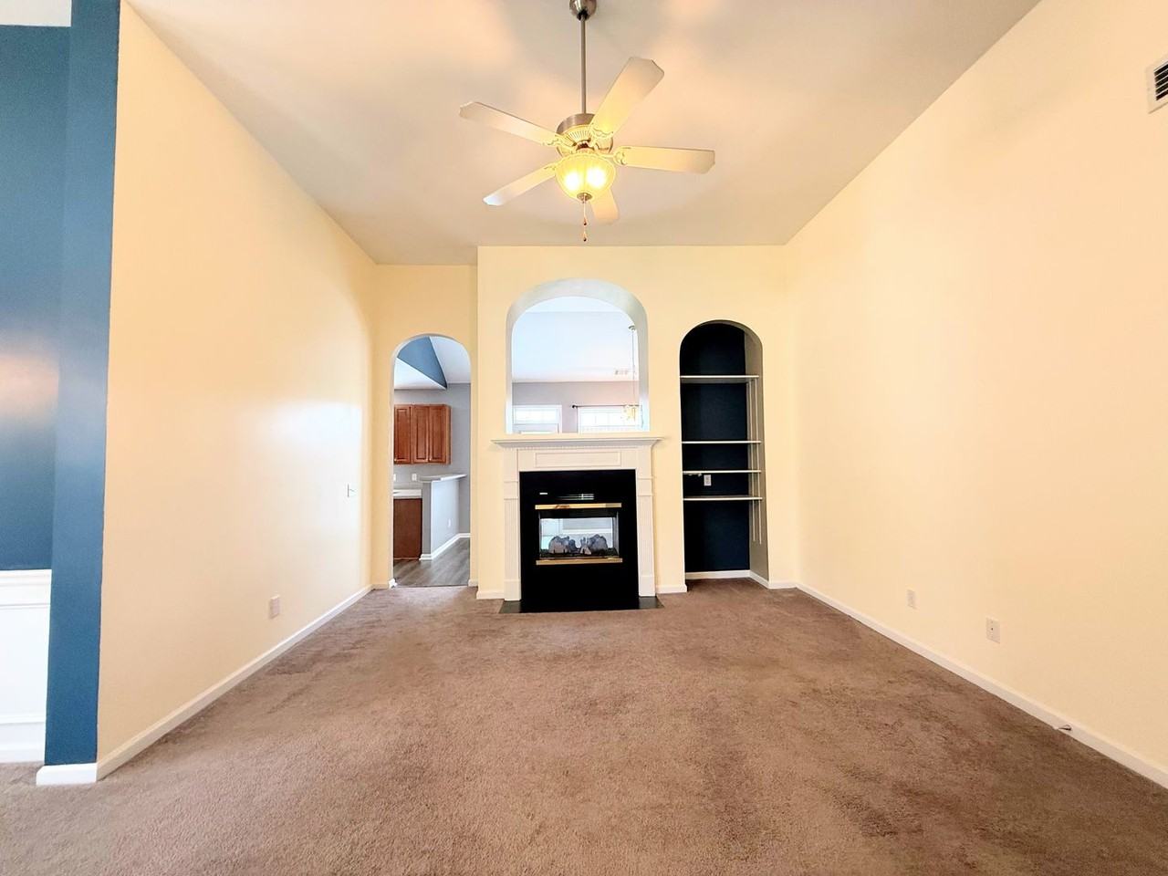 2706 Mariner Way - Photo 5 of 19