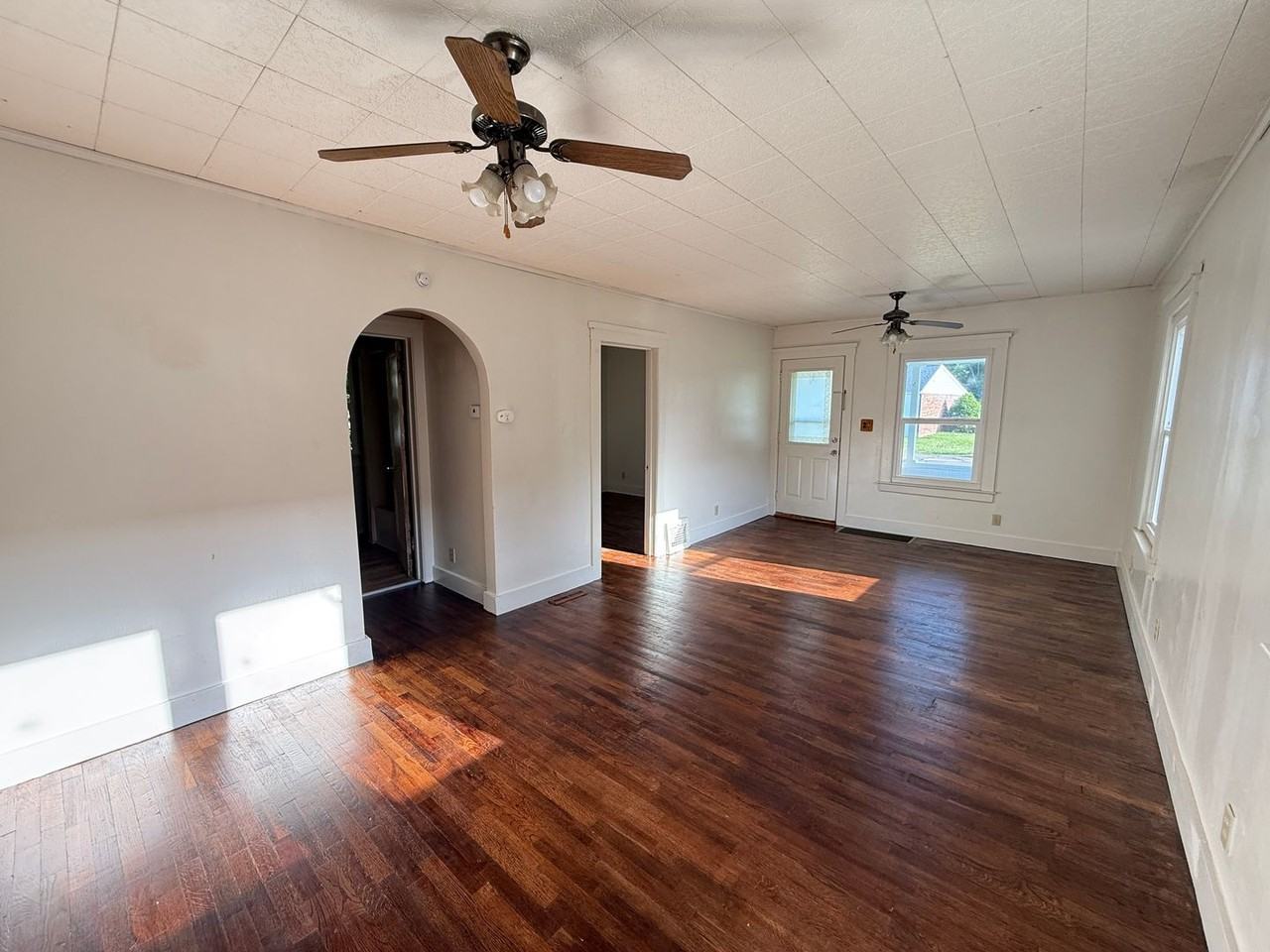 2311 W Main St - Photo 6 of 20
