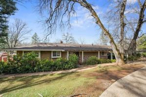 featured image of 419 Greenwood Dr