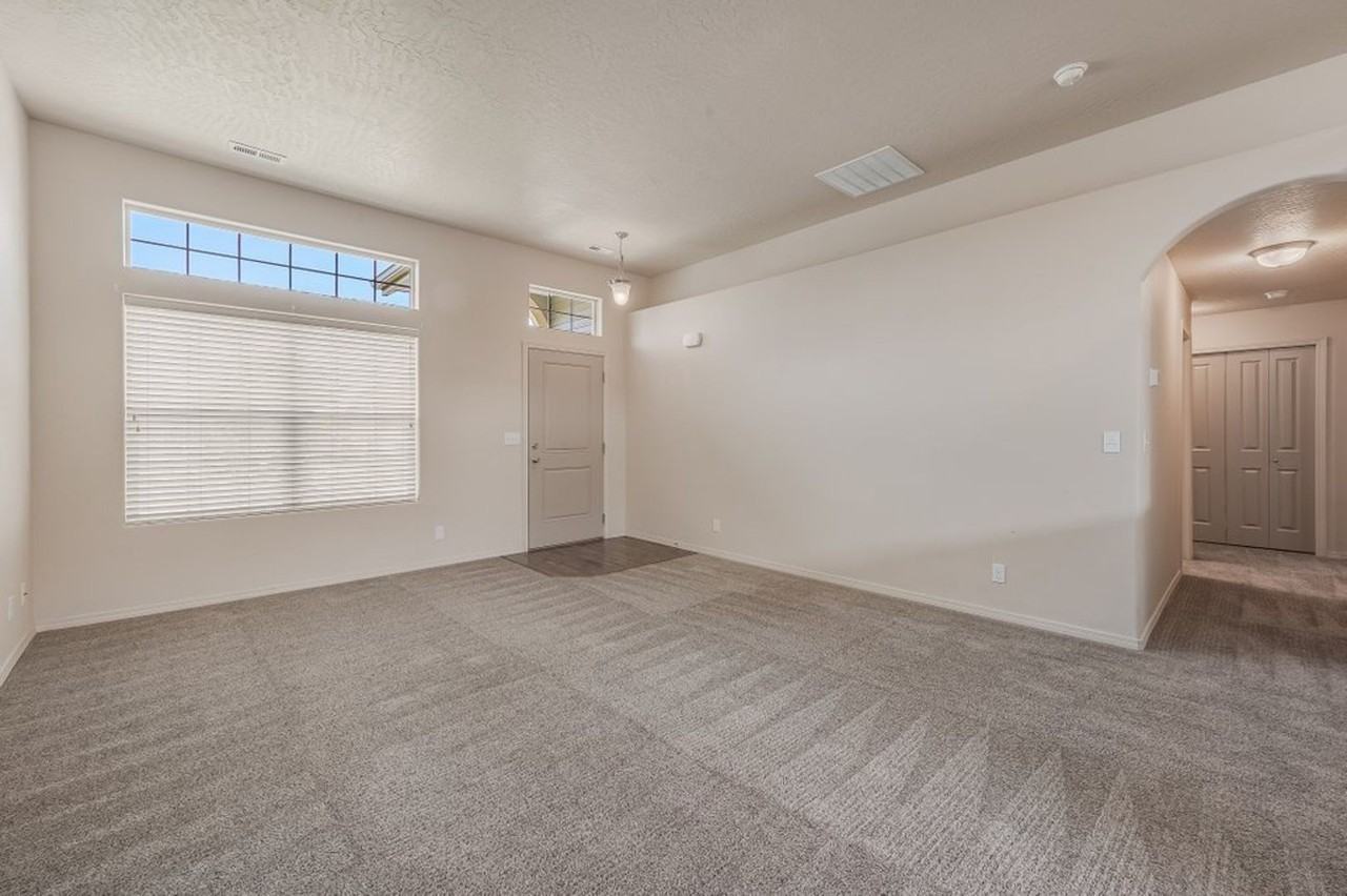 2664 N Revette St - Photo 5 of 21