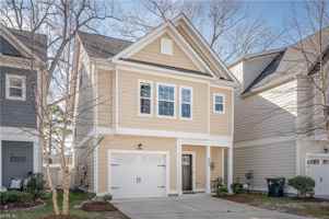 featured image of 225 Floridays Way #1