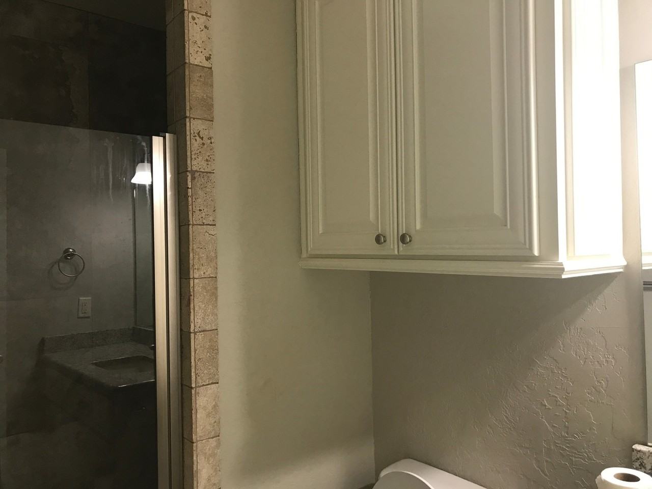 2205 Balsam St - Photo 4 of 12