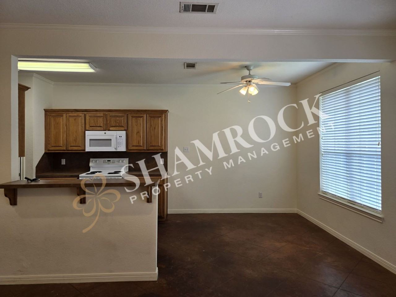 3084 Clydesdale Way - Photo 4 of 16