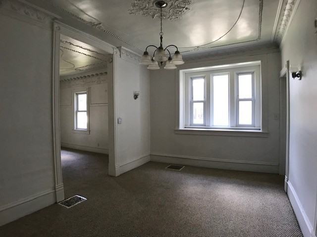 113 W Dewey St - Photo 4 of 15