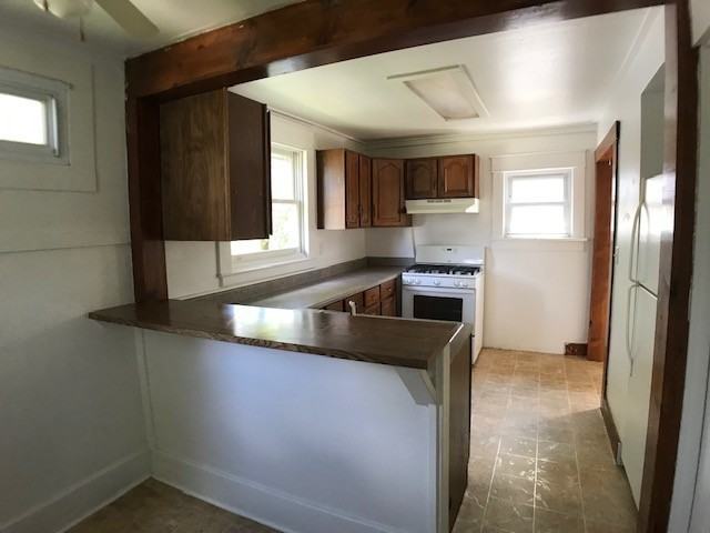 113 W Dewey St - Photo 6 of 15