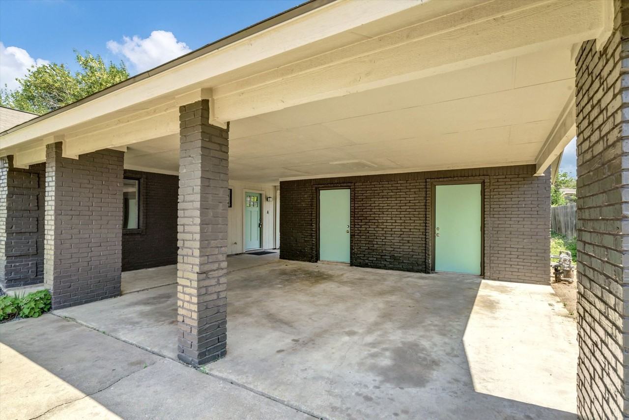 505 Old West Dr #B - Photo 4 of 21