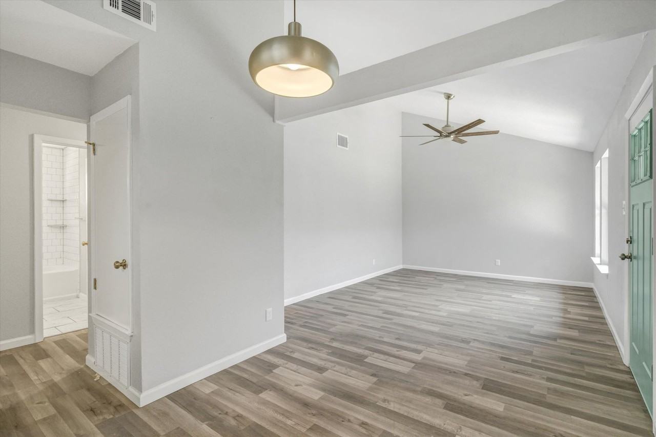 505 Old West Dr #B - Photo 7 of 21