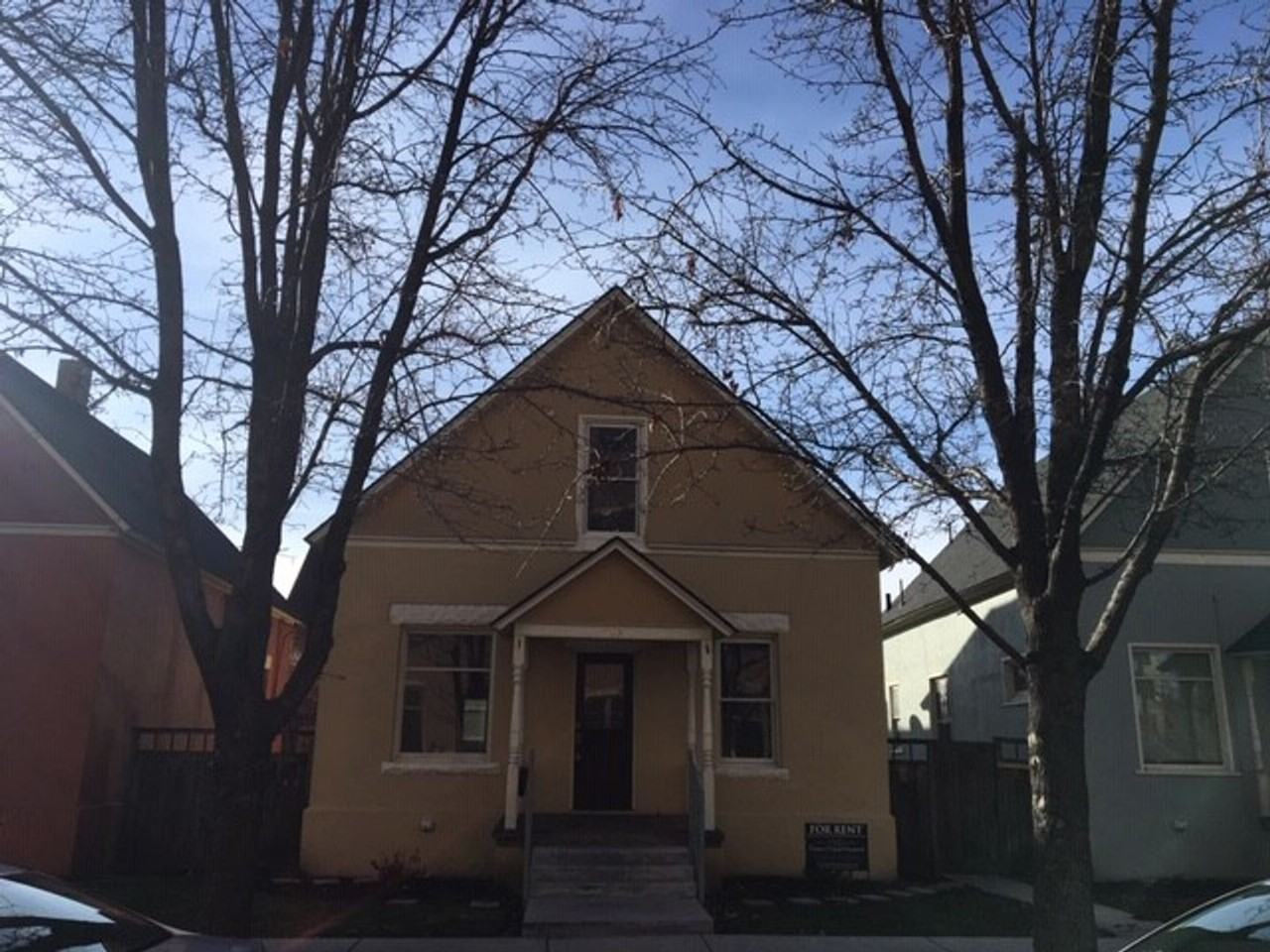 405 W Broad St - Photo 2 of 16