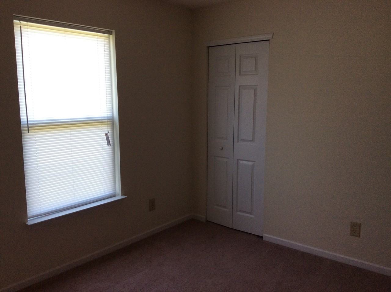 6805 Everbloom Ln - Photo 7 of 10