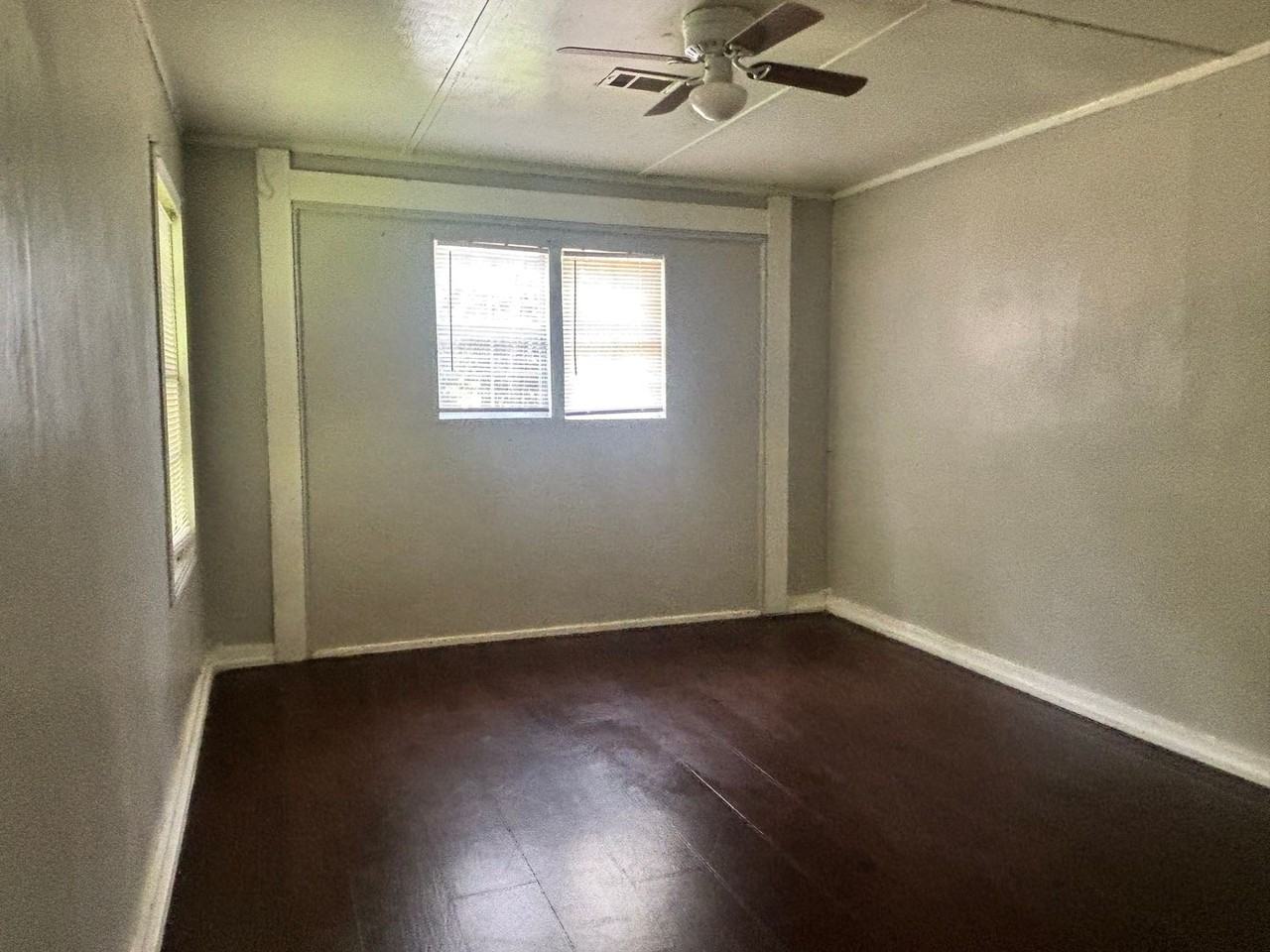 1452 Woody Dr - Photo 3 of 12