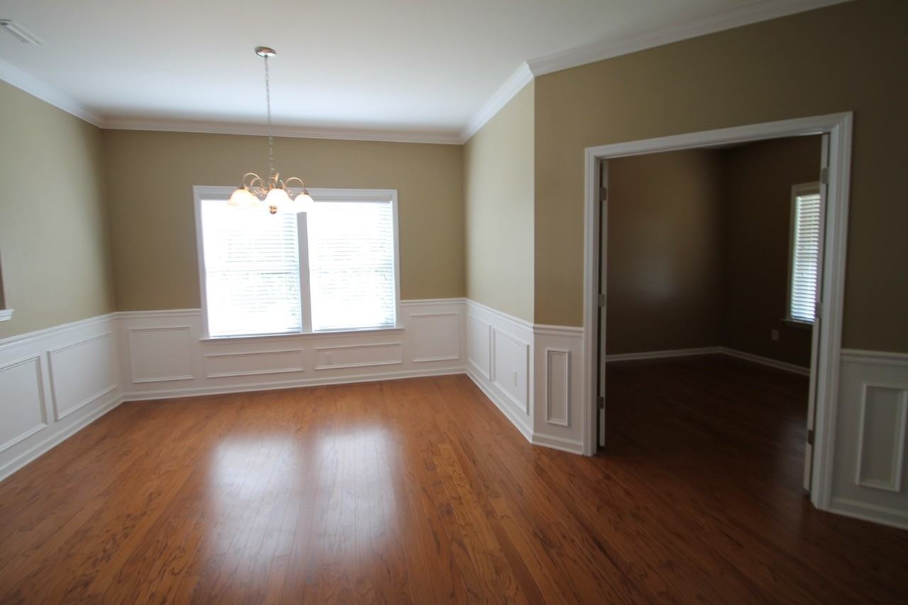 1112 Jasmine Dr - Photo 4 of 21