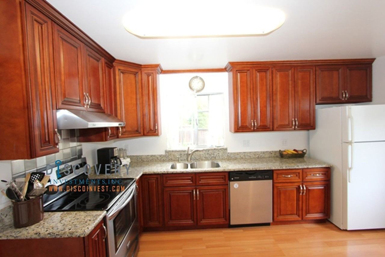26 Sylvan Way - Photo 3 of 14