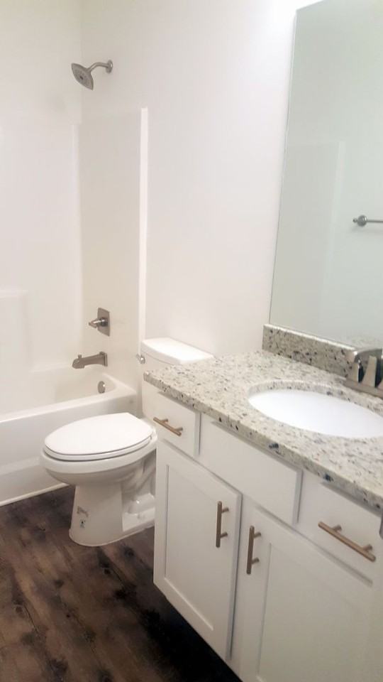 2651 S Juniper St #2004 - Photo 4 of 14