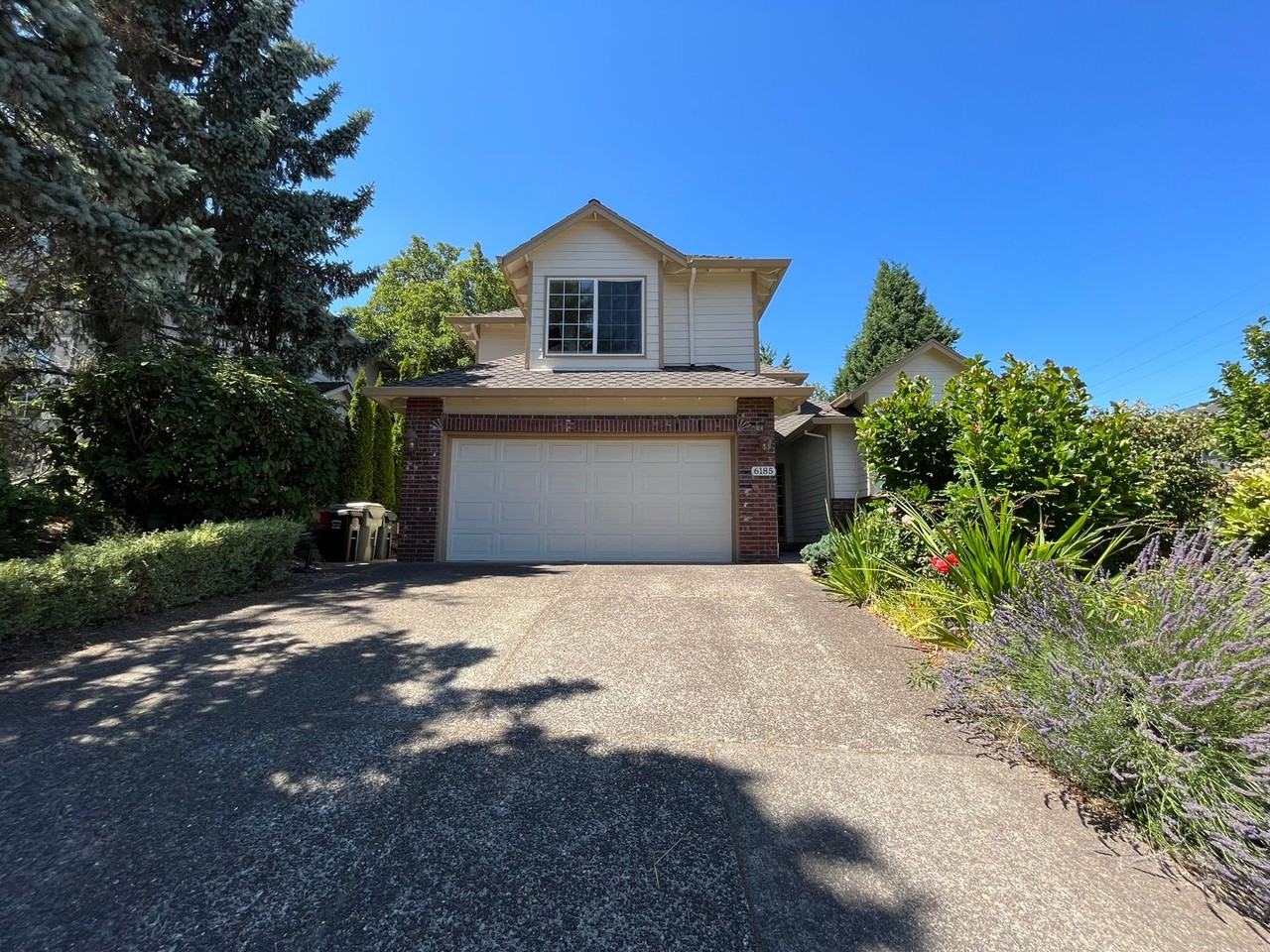 6185 Nw 208th Ave - Photo 4 of 50
