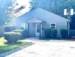featured image of 2213 Hanover St
