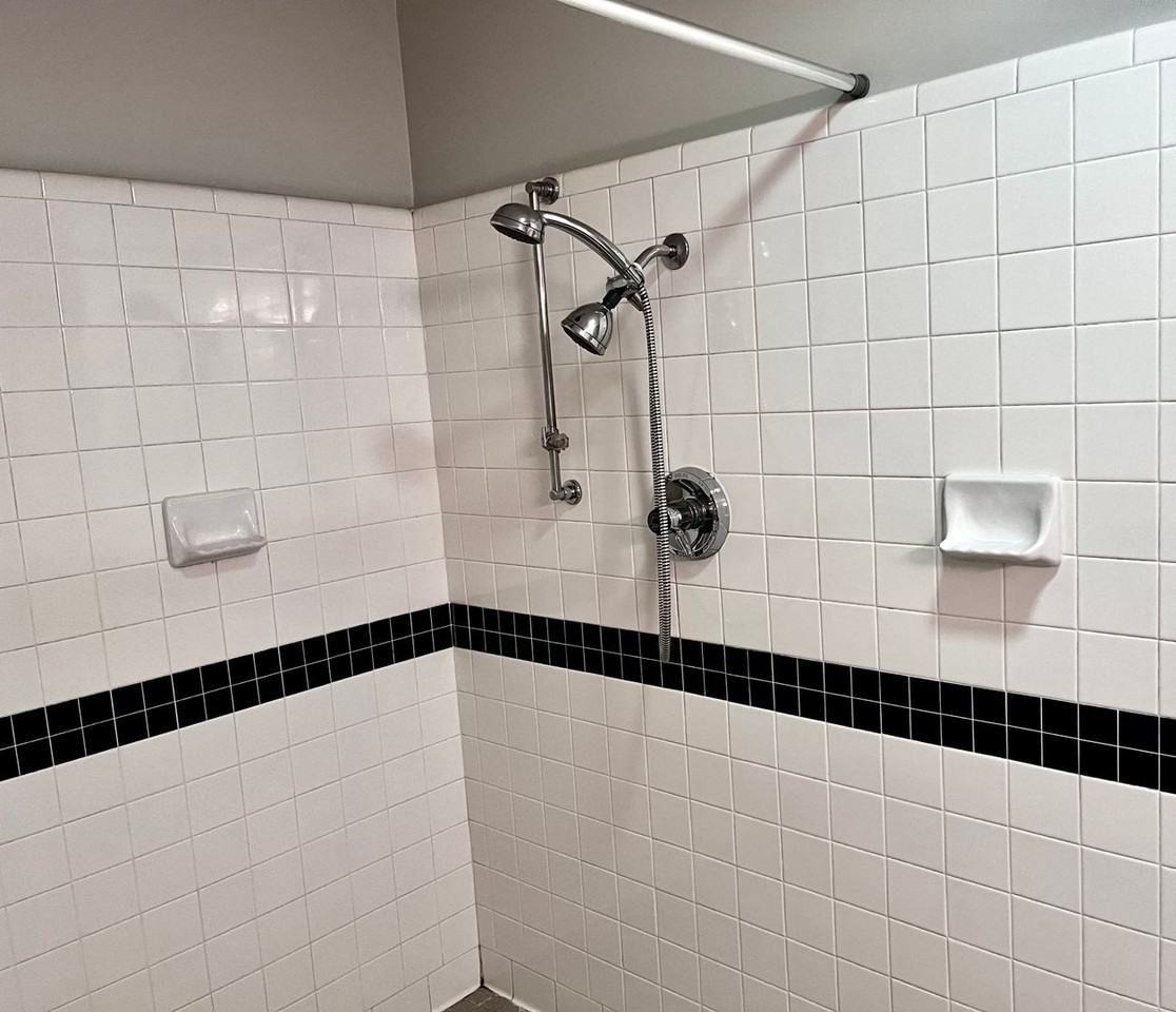 2213 Hanover St - Photo 5 of 18
