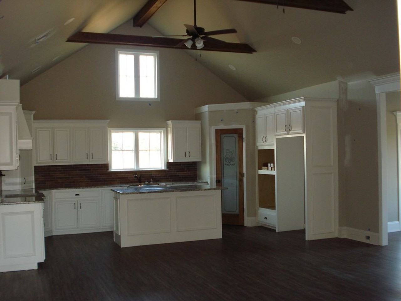8 Glock Ln - Photo 3 of 16