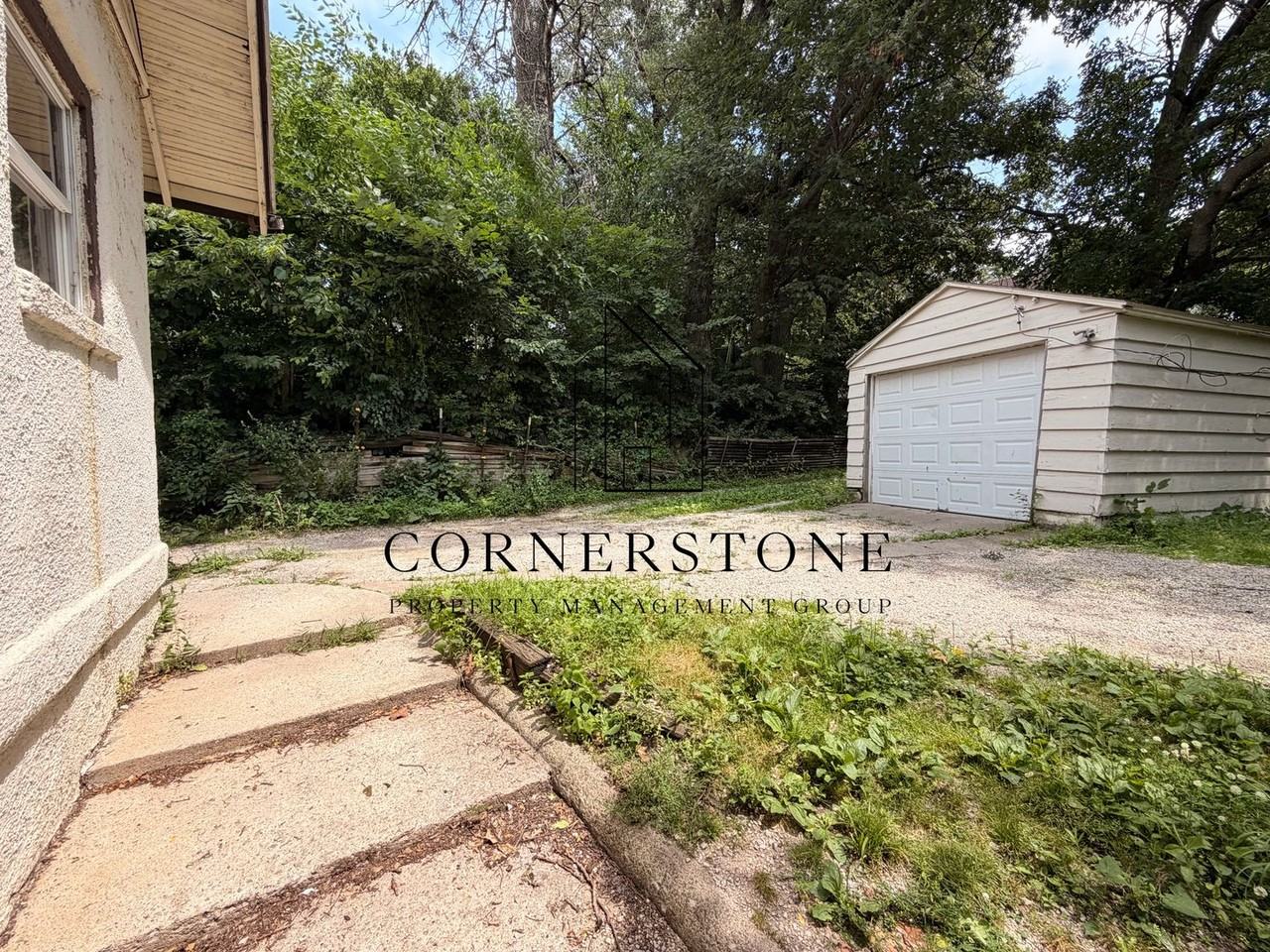 153 7th Ave N - Photo 6 of 7