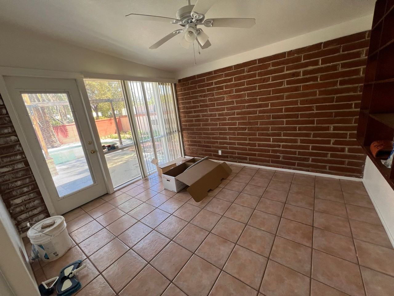 4331 E Hayhurst St - Photo 5 of 16