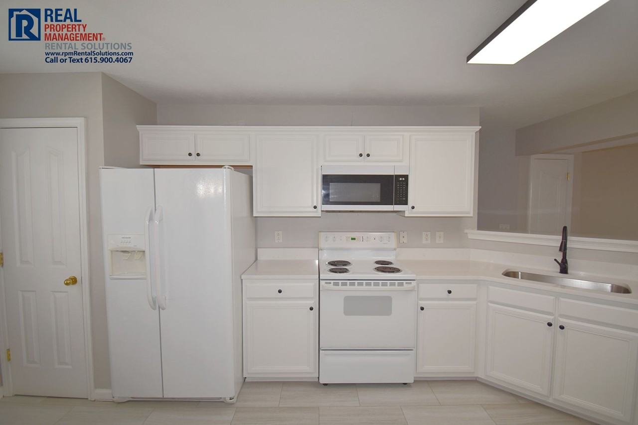 306 Shoshone Pl - Photo 6 of 20