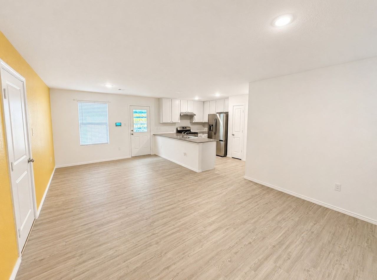 20407 Red Coral - Photo 4 of 21