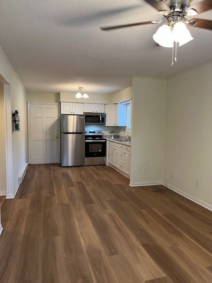 112 Bim St - Photo 2 of 13