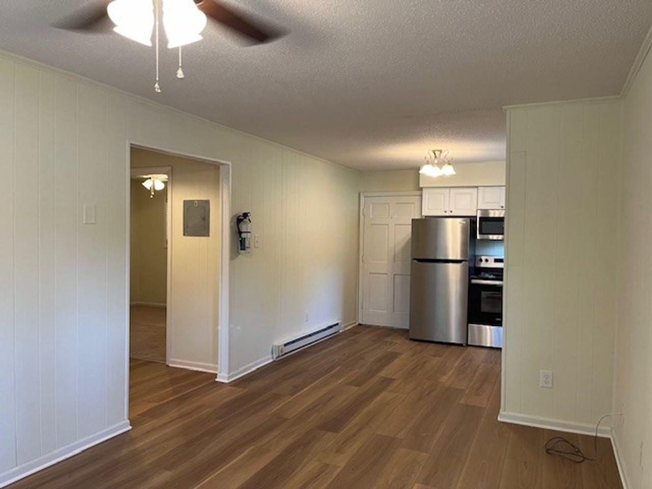 112 Bim St - Photo 3 of 13